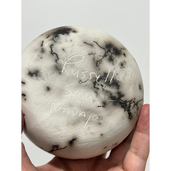 Russell Sam Navajo Art Pottery Horsehair Wedding Vase 4.5 inch tall - Picture 5 of 7